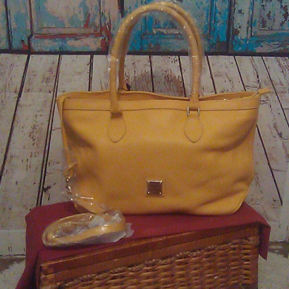 Dooney & Bourke Handbags - Dooney& Bourke yellow satchel